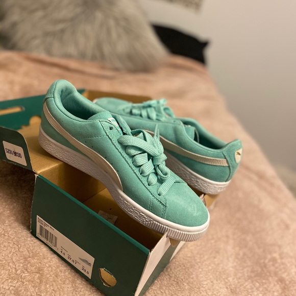 Pumas - Picture 5 of 8